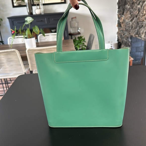 La Marthe Bucket - Picture 3 of 12